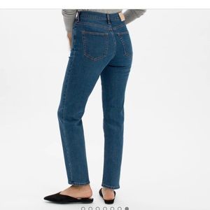 Everlane High Rise Slim Straight